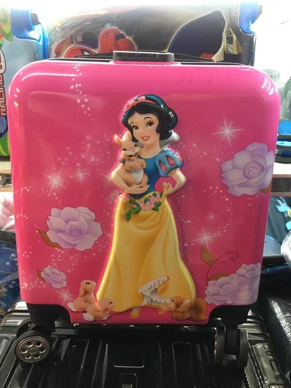 Ontsluitend Avontuur Ultieme Kinder Rolkoffer Voor Outdoor Explorers Prinesse Trolley Bagage