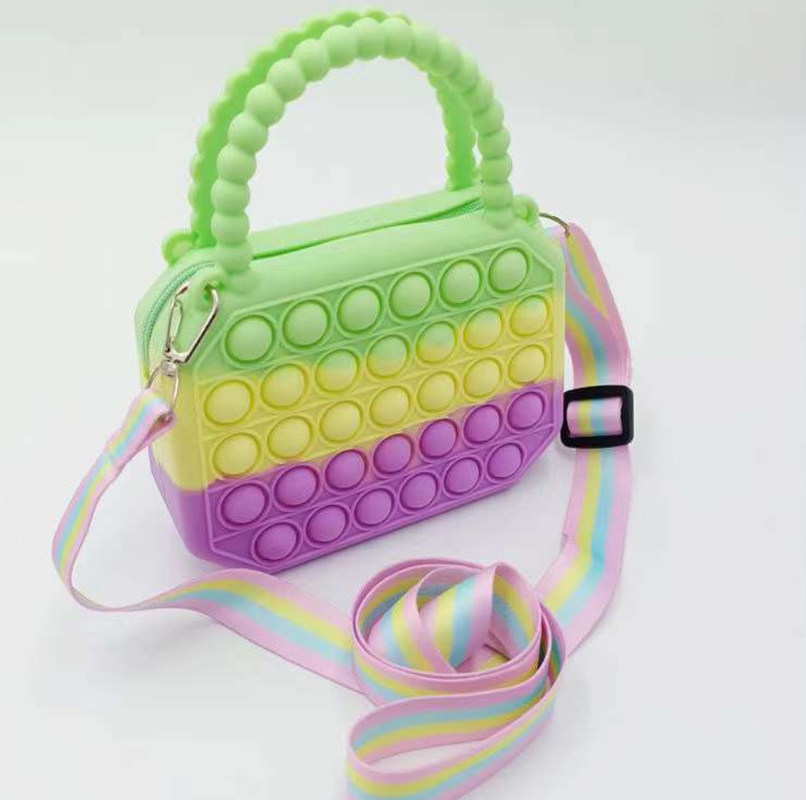 Fabriek Direct Octogonale Regenboog Kleuren Silicone Munt Tas Flexibel knijpen Met Zipper En Satchel Ketting Munt Tas