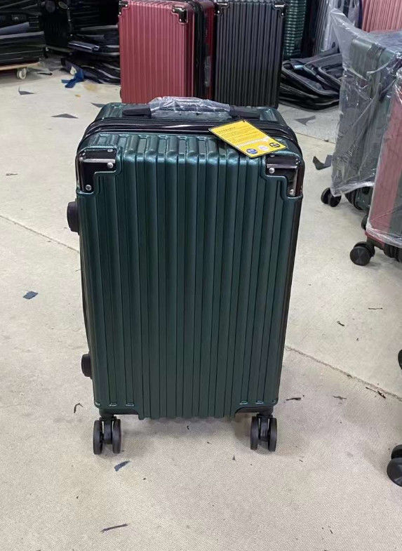Uitvoerbagage op maat 20 inch trolley koffer universele koffer met wielen groothandel 20 24 28 inch nieuwe man en vrouw student