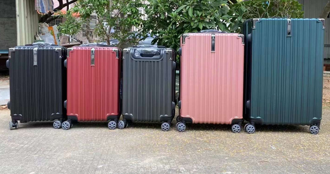 Uitvoerbagage op maat 20 inch trolley koffer universele koffer met wielen groothandel 20 24 28 inch nieuwe man en vrouw student