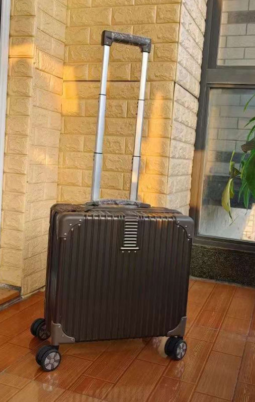 Nieuwe ontwerper bagage Goede kwaliteit Schramvast Trolley Koffer Business Computer Bagage Aluminium Frame Koffer