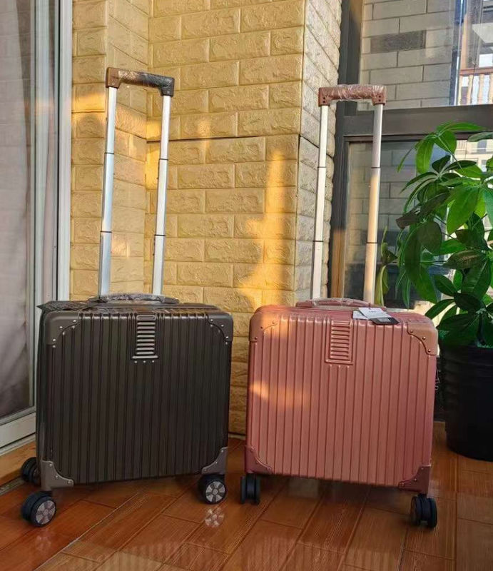 Nieuwe ontwerper bagage Goede kwaliteit Schramvast Trolley Koffer Business Computer Bagage Aluminium Frame Koffer