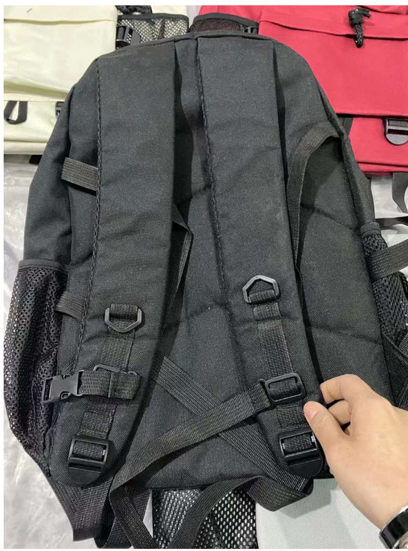Gepersonaliseerd logo schooltas Man en Vrouw Studenten Grote capaciteit Mode Trend Rugzak Eenvoudige rugzak Vrouwelijke