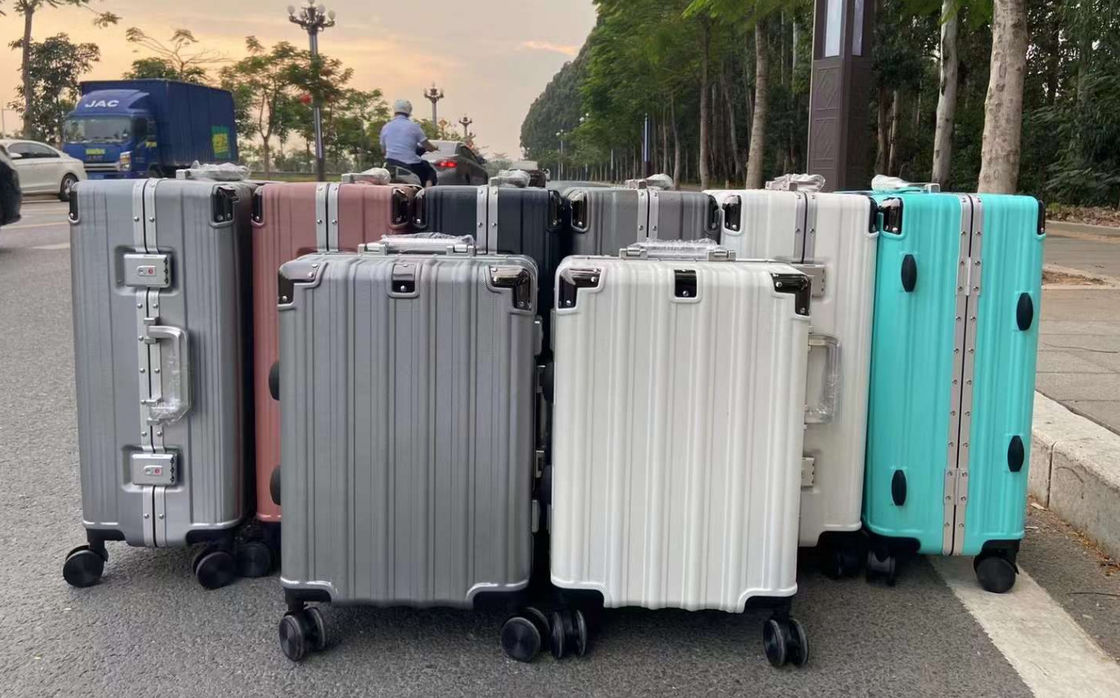Nieuwe bagage met wielen voor de harde kant rechtopstaande bagage rollende koffer lichtgewicht voor reizen vakantie